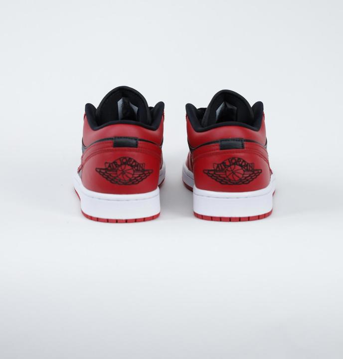 Image du produit Nike Chaussures Air Jordan 1 Low (43)