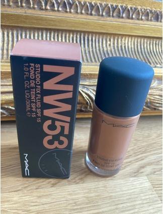 Produktbild MAC Cosmetics Studio Fix Fluid SPF 15 (Nr. NC53)