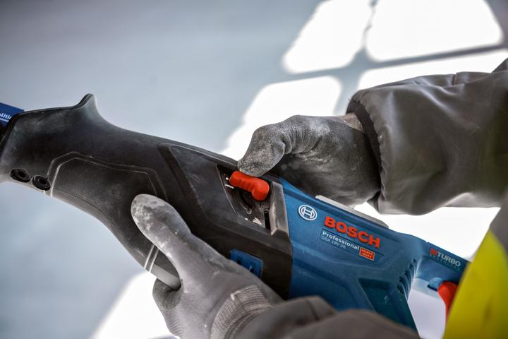 Actual product image Bosch Professional GSA 18V-28