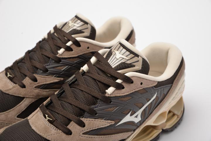 Actual product image Mizuno Wave Prophecy (40.5)