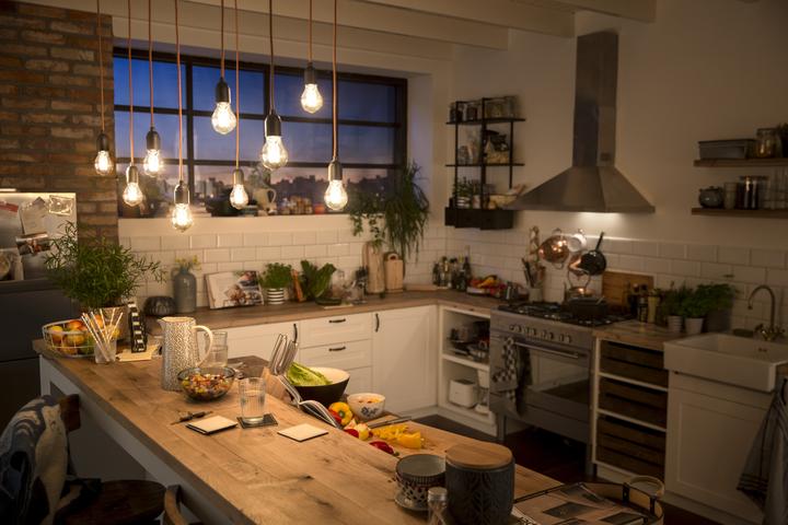 Produktbild Philips LED Classic (E27, 5.90 W, 806 lm, 1 x, D)