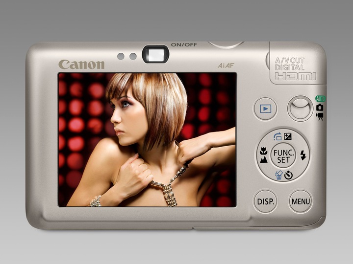 Actual product image Canon Digital IXUS 100 IS, 12 million pixels, HD movies, silver (1/2,3'')