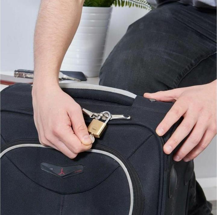 Actual product image Yale Y110B/20/111/4 padlock Conventional padlock (e)