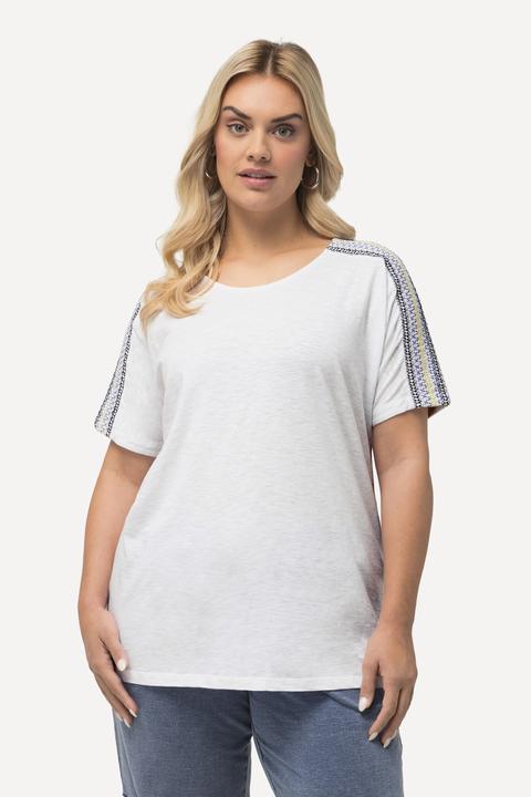 Image du produit Ulla Popken T-shirt avec broderies et épaules smockées, col rond et manches courtes (62)