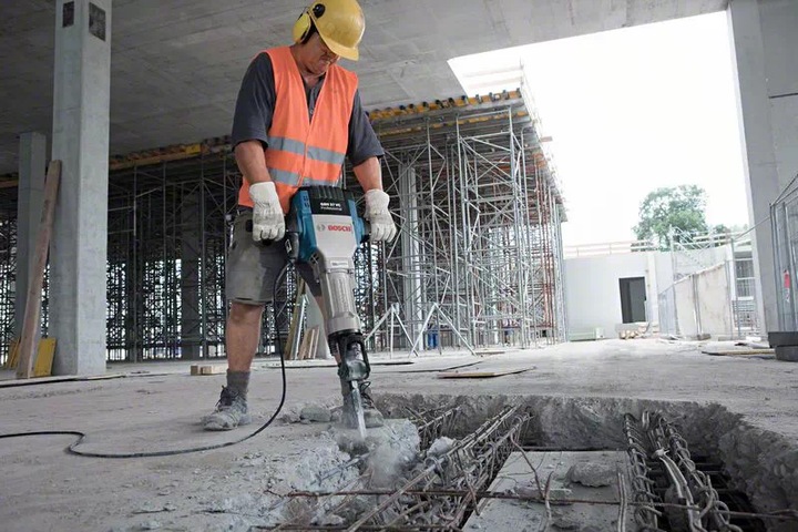 Produktbild Bosch Professional GSH 27 VC (Netzbetrieb)