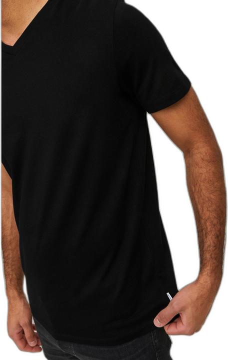 Actual product image Jack & Jones Organic V-Neck (L)