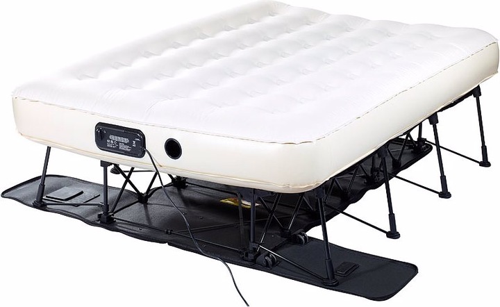 Produktbild Carlo Milano Luxus-Luftbett mit integrierter Pumpe (135 x 200 cm)