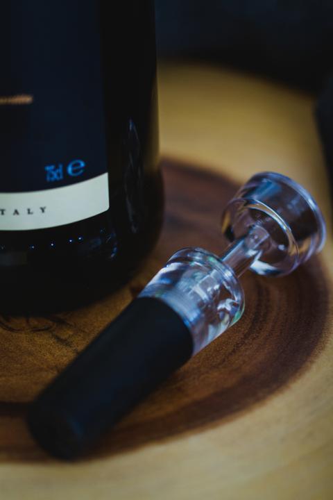 Actual product image Kitchen Craft Wine Pump & Stopper (Corkscrew)
