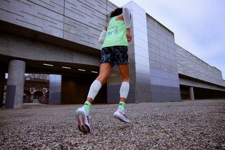 Produktbild adidas Compression Calf Sleeves Weiss, L-XL