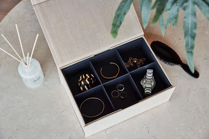 Image du produit OYOY Living Boîte à bijoux Hako Beige