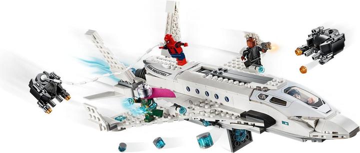 Actual product image LEGO Stark's jet and the drone attack (76130, LEGO Marvel)