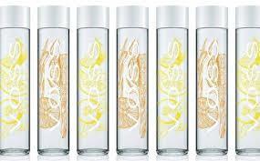 Actual product image Voss FLAVORED Sparkling Water LIME - MINT box 12 x 375 ml Norway (12 x 37.5 cl)
