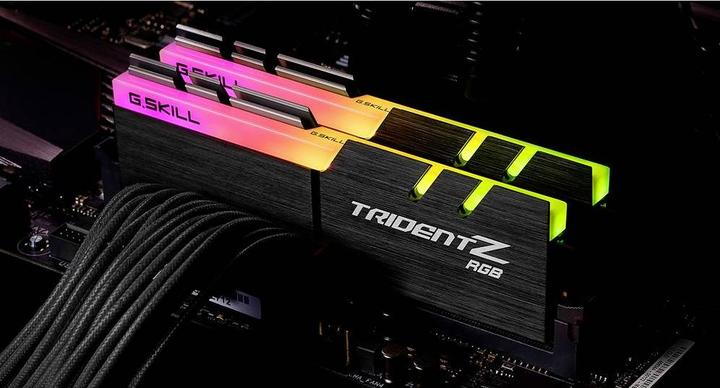 Actual product image G.Skill Trident Z RGB (2 x 16GB, 4000 MHz, DDR4-RAM, DIMM)
