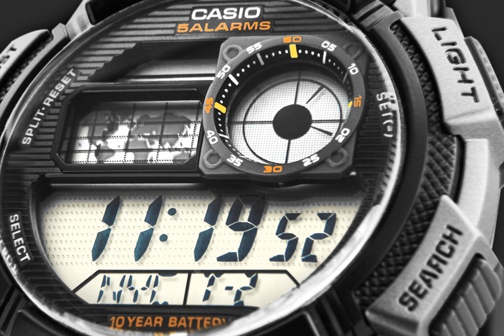 Immagine prodotto Casio Orologio da uomo AE-1000W-4BVDF