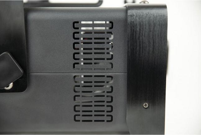 Produktbild Showtec QubiQ F1500 Fazer