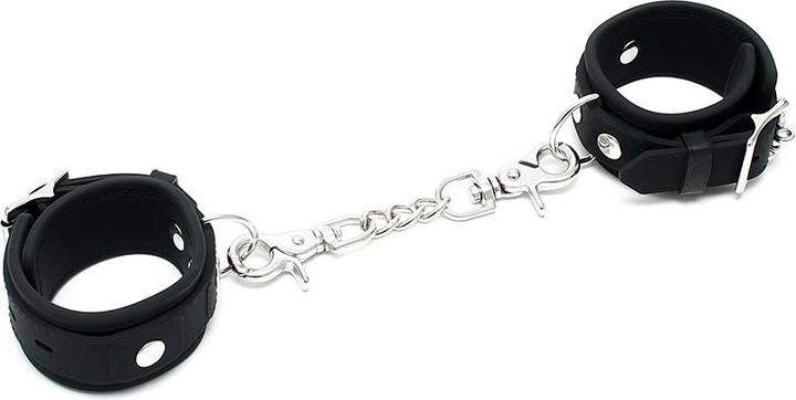 Actual product image Rimba Narrow shackles with snap hooks