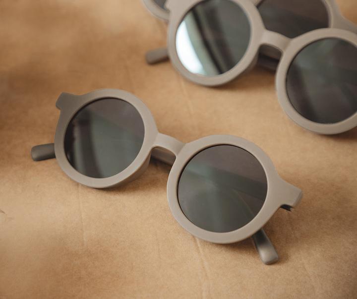 Actual product image Mrs. Ertha Mrs Ertha - Sunglasses Choco