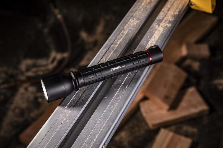 Produktbild Coast XP18R wiederaufladbare Taschenlampe 3650 Lumen (26.30 cm, 3650 lm)