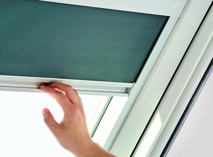 Produktbild Roto Verdunkelungsrollo (140 x 140 cm)