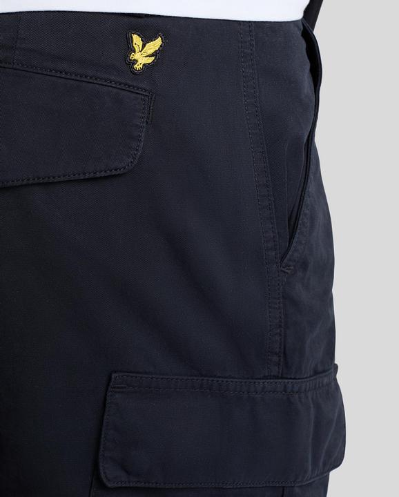 Actual product image Lyle and Scott Cargo shorts (32)