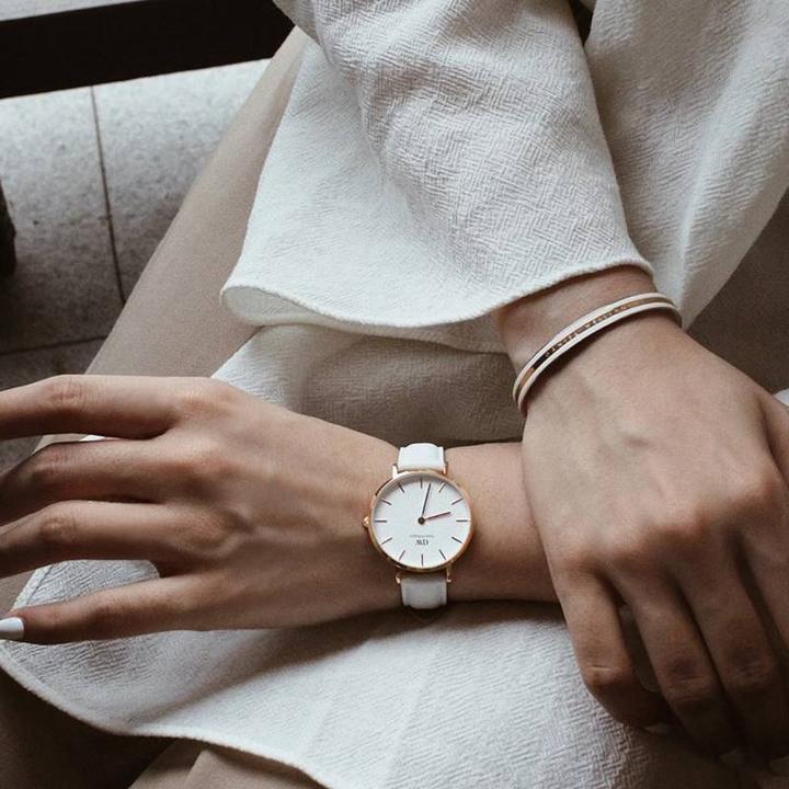 Actual product image Daniel Wellington Classic Petite (Analogue wristwatch, 28 mm)