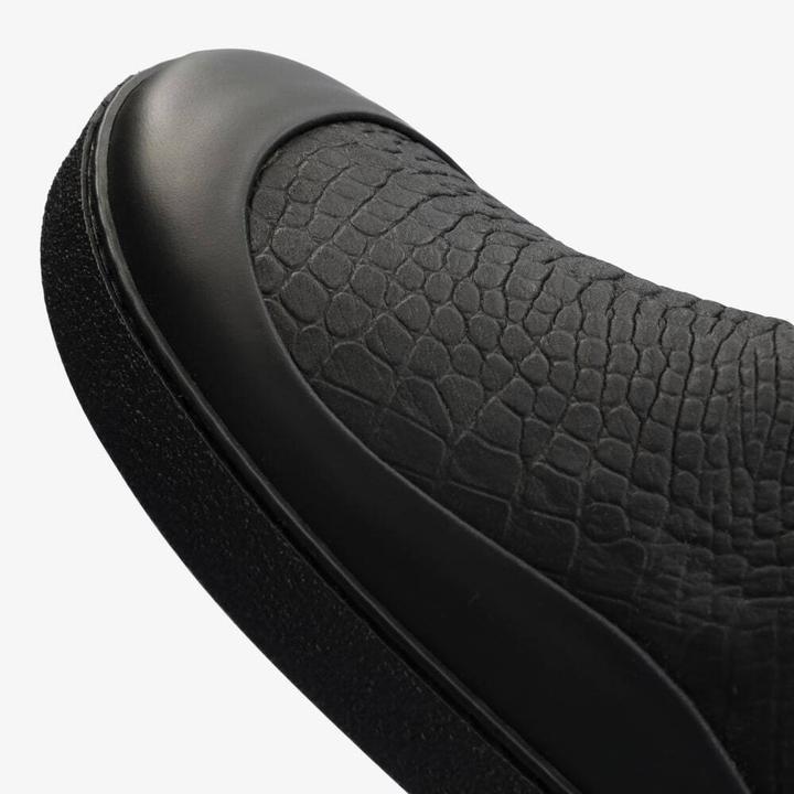 Actual product image Groundies Sienna (41)