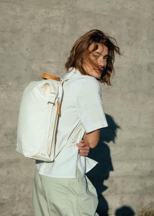 Produktbild Qwstion Roll Pack – Natural White (20 l)