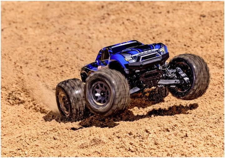Actual product image Traxxas M.TRUCK MINI MAXX 4WD EP RTR BLUE BL-2s BRUSHLESS MIT LadegerÃ¤t & Akku (RTR Ready-to-Run)