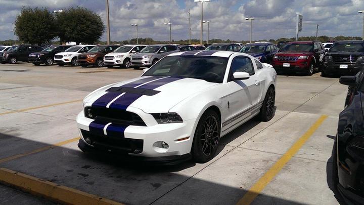 Produktbild Ford Mustang Shelby GT500 mieten