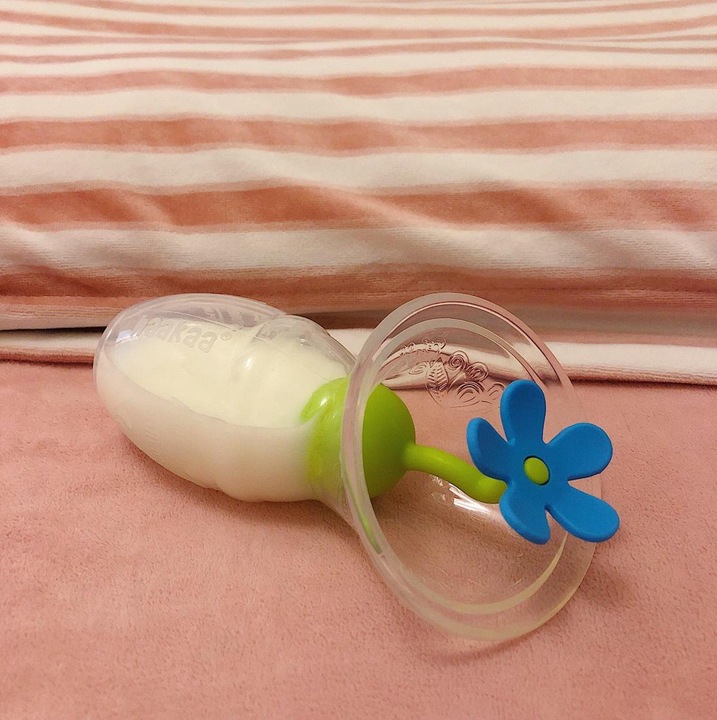 Actual product image Haakaa Flower seal for breastpump