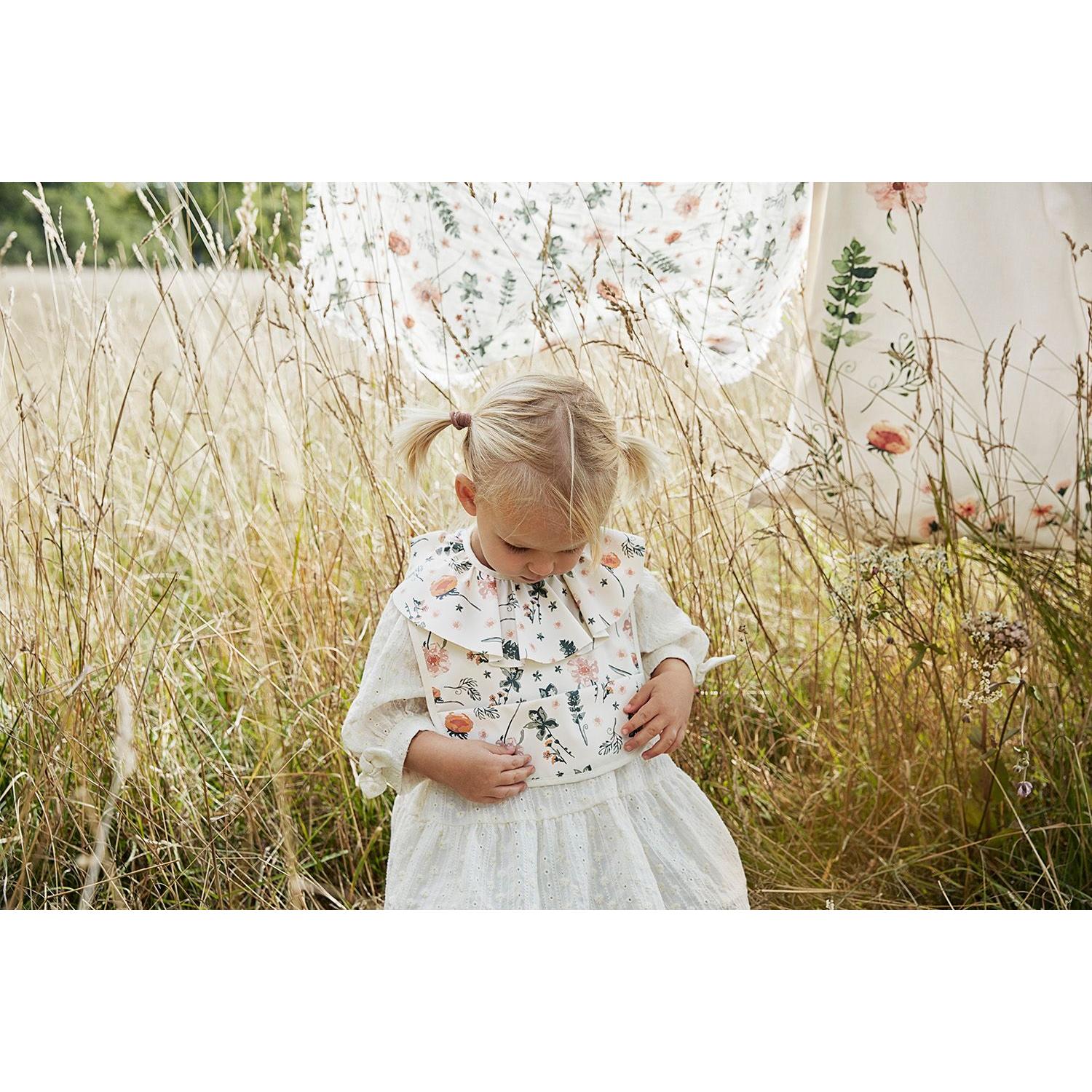 Thumbnail - Elodie, Lätzchen, Meadow Blossom (6 Monate)