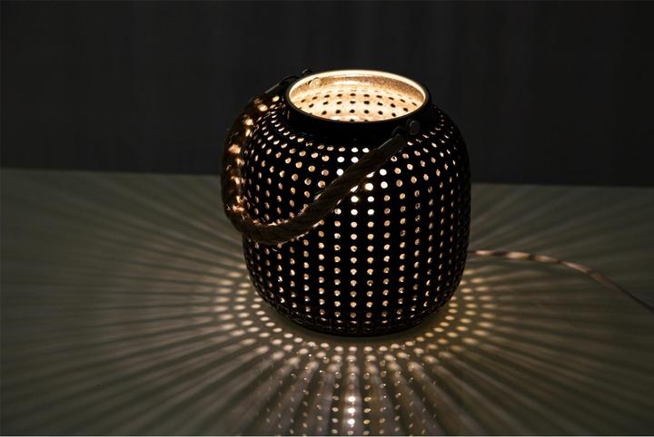 Actual product image Nino Leuchten Tischlampe Schwarz BOLA (E14)