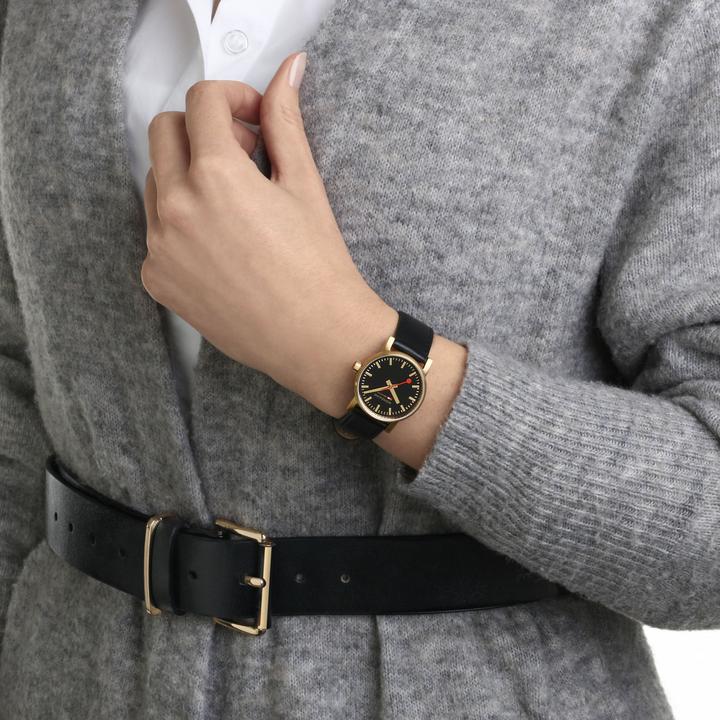 Immagine prodotto Mondaine Evo2 Oro 30 (Orologio da polso analogico, 30 mm)