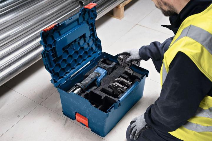Image du produit Bosch Professional Outil de sertissage sur batterie GPT 18V-19