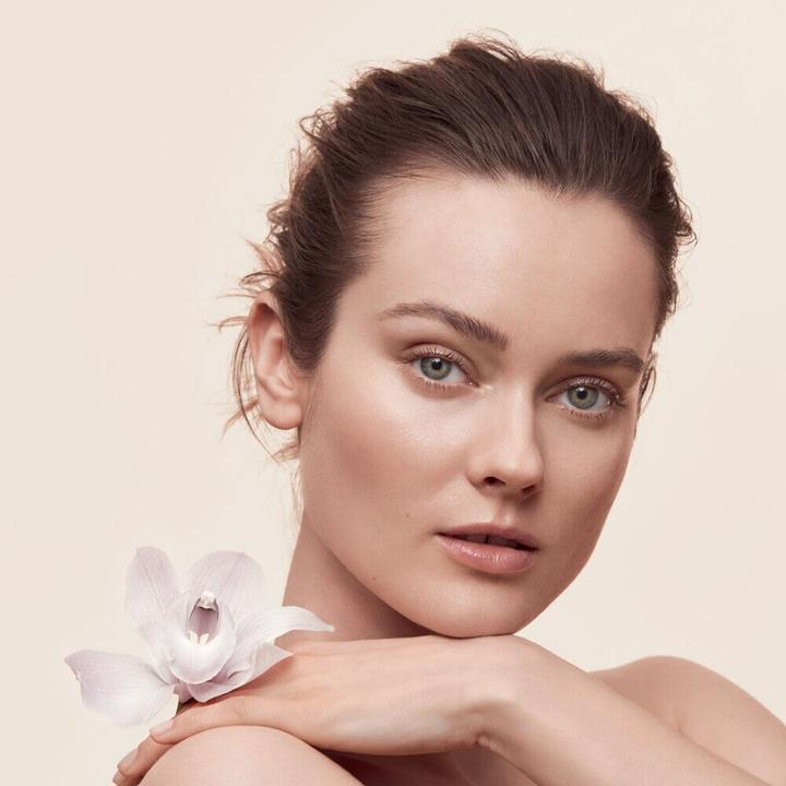 Image du produit Guerlain Sérum pour les yeux Orchidée Impériale Brightening The Radiance (Soin des yeux Sérum, 15 ml, Jour + nuit)