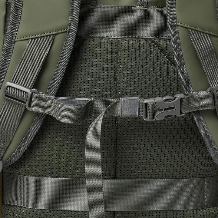 Actual product image Rivacase Eden 78562 olive green (20 l)