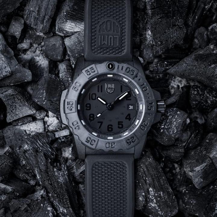 Immagine prodotto Luminox Navy Seal 3500 Series (Orologio da polso analogico, Fatto in Svizzera, 45 mm)