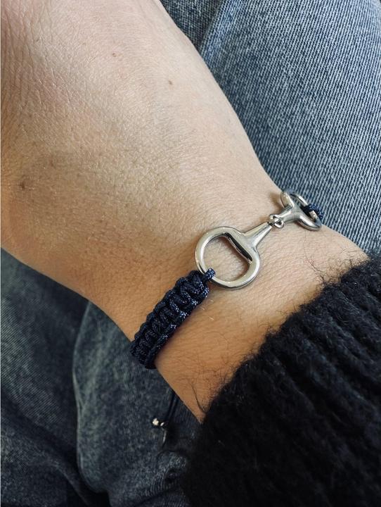 Actual product image Equestrian Shop Taka (Gold, Nylon, Stainless steel)