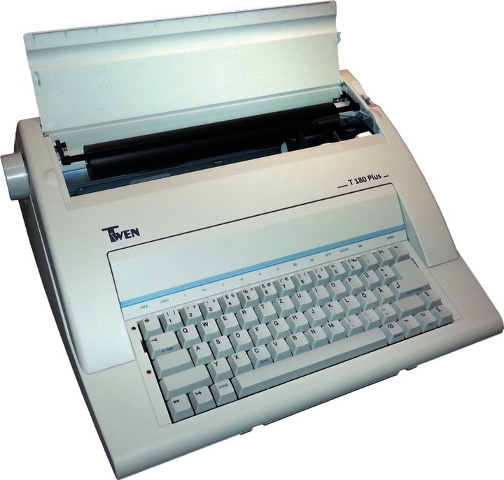 Produktbild Twen Triumph-Adler T180 Plus, Schreibmaschine. Tastatur D-CH