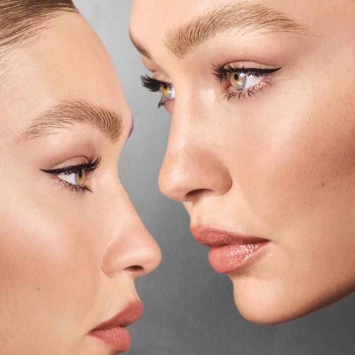 Actual product image Maybelline New York Brow Inserts Brow Multiplying Tool (Medium Brown)