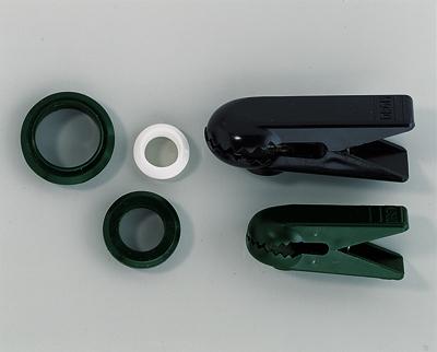 Actual product image Hellum 983104 Replacement clip/for E10 candles/green/for inner & outer chains / 3 pieces (3 x)