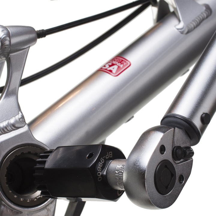 Actual product image VAR Torque spanner DV-10500 3/8" 20-100 Nm (3/8", 20 Nm, 100 Nm)