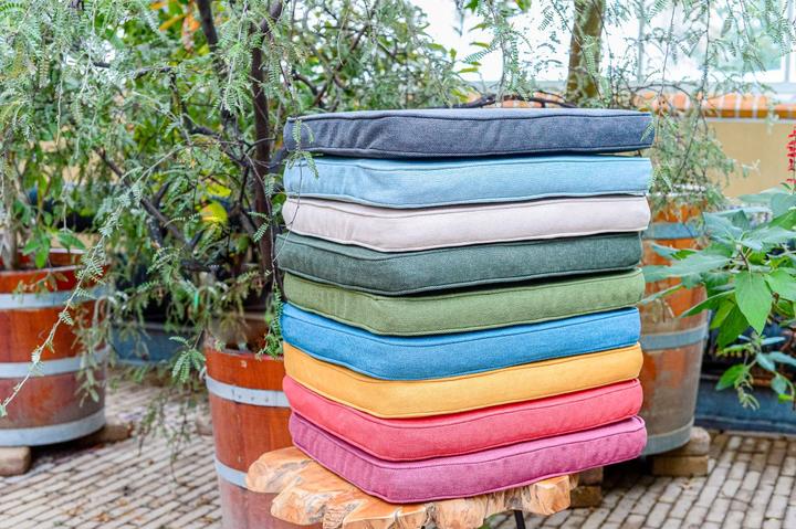 Immagine prodotto Natura Punto Cuscino per sedia da esterno di Madison, Set di 2 (48 x 48 cm)