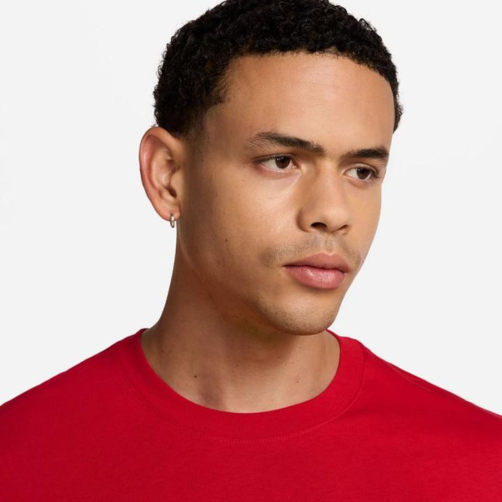 Actual product image Nike Sportswear Total II Herren T-Shirt (M)