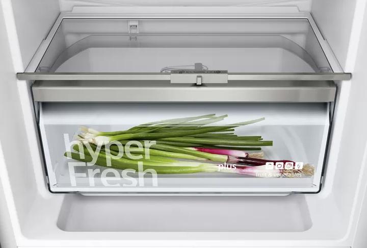 Actual product image Siemens Fridge-freezer combination KI86SAEE0H (266 l)