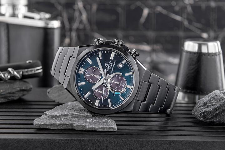 Produktbild Casio EFS-S630DC-2AVUEF (Chronograph, 44 mm)