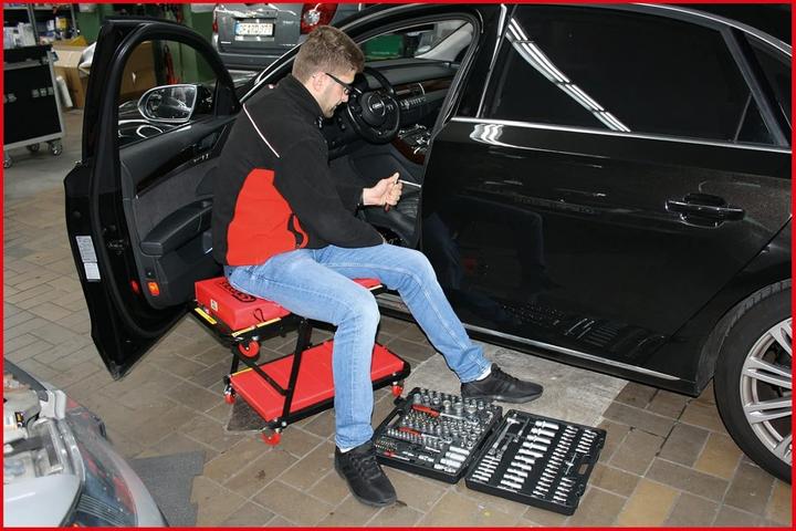 Actual product image KS Tools Drivable stretcher and folding seat, 1200x420mm