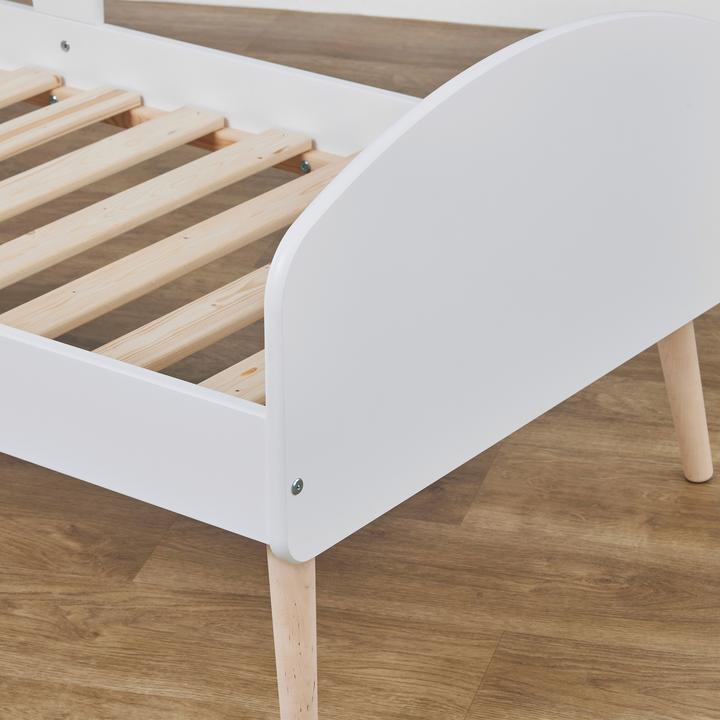 Produktbild Hoppekids Edles Kinderbett Kleinkinderbett aus MDF & massiver Eiche plus Rausfallschutz 70x160cm von (70 x 160 cm)