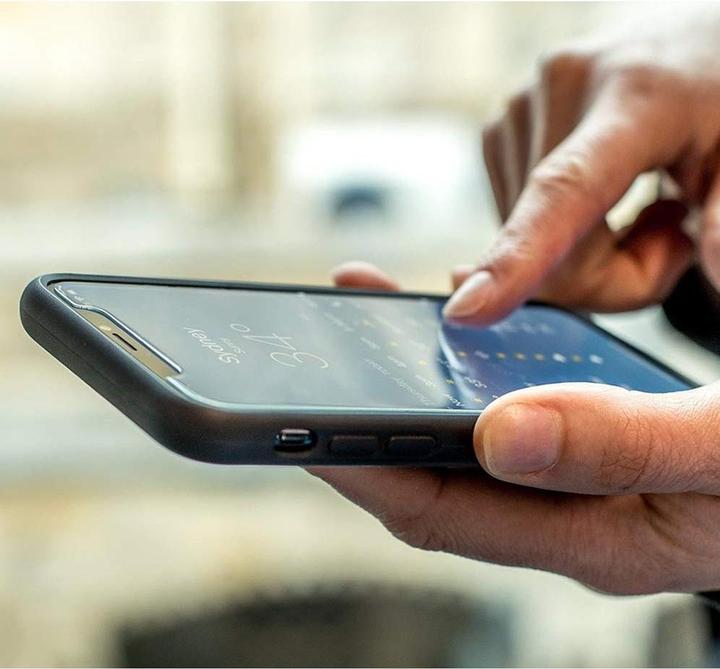 Produktbild Quad Lock Screen Protector (1 Stk., Apple iPhone 15, Apple iPhone 15 Pro)