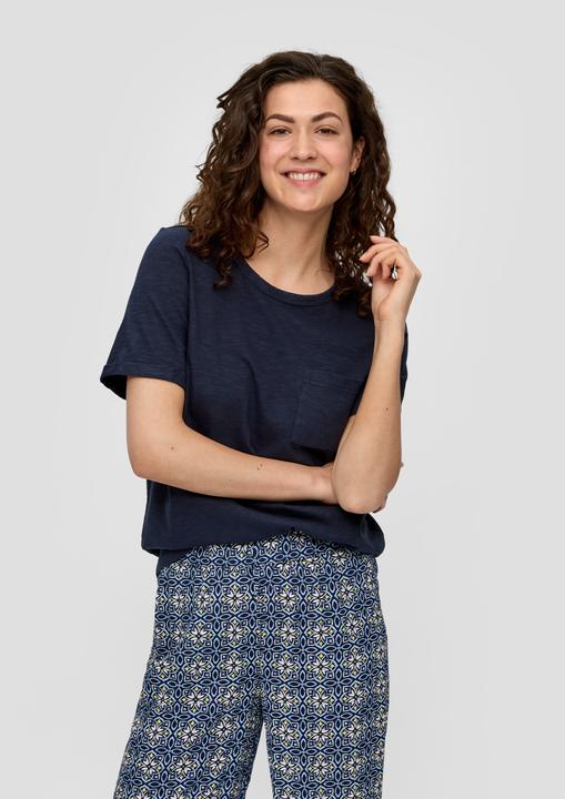 Image du produit S.Oliver T-Shirt Meliertes T-Shirt mit fixiertem Ärmel-Umschlag und Brusttasche (36)